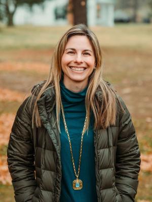 Headshot of Alana Romanella